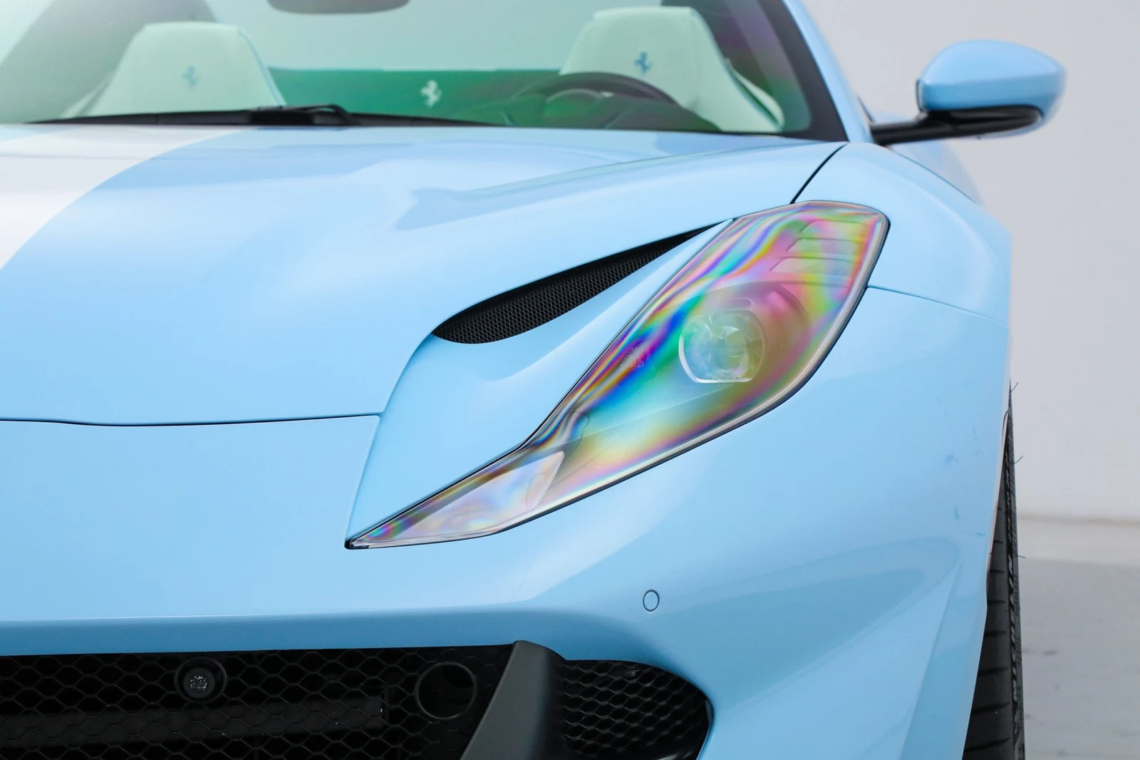 2023 Ferrari 812 GTS, 15/20