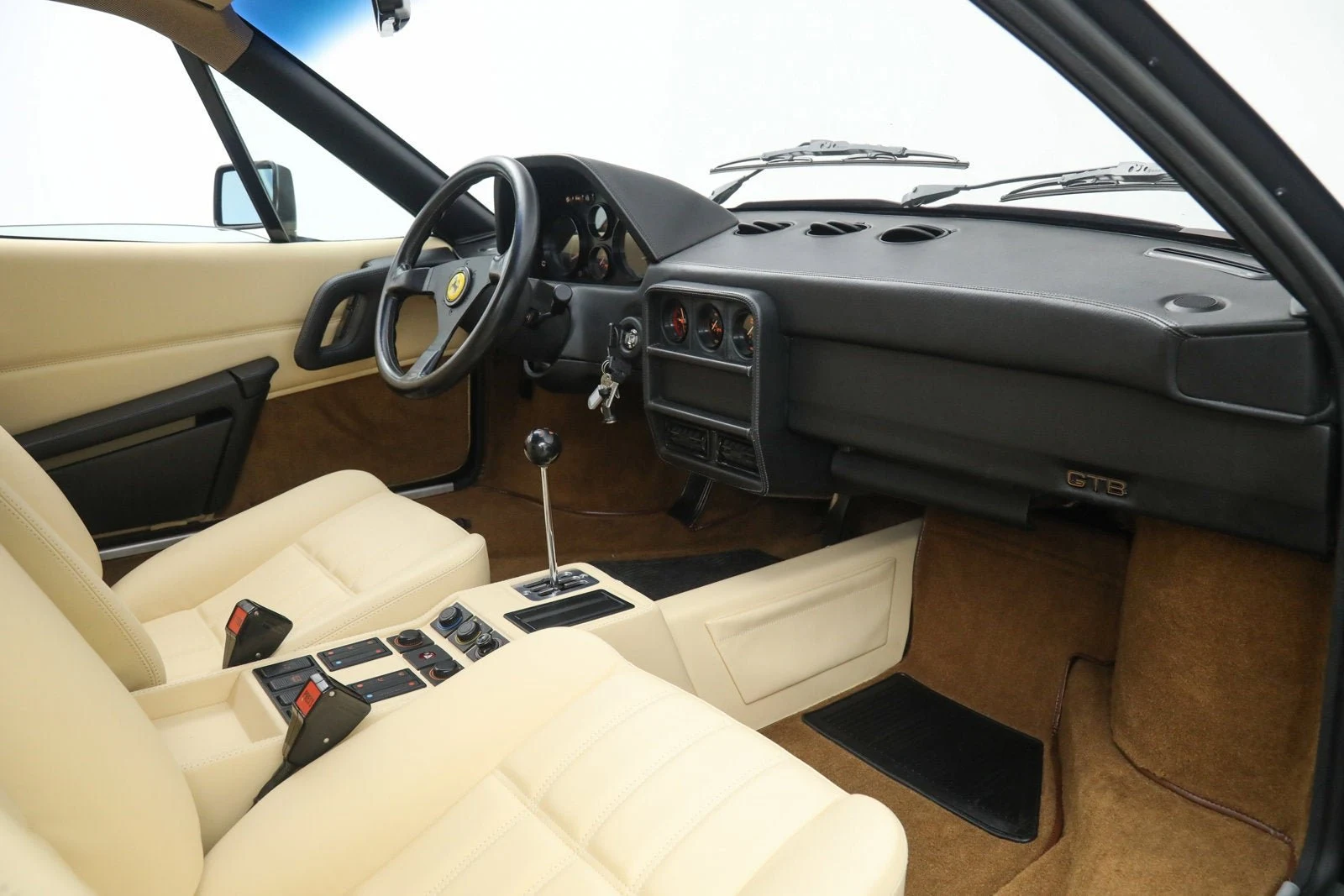 1989 Ferrari 328 GTB, 19/20
