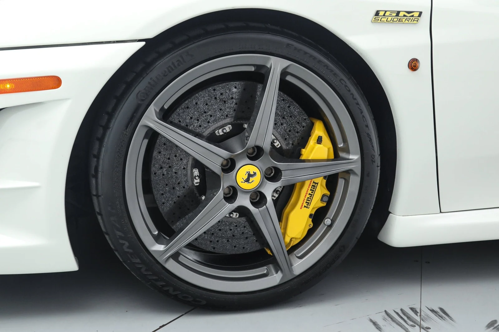 2009 Ferrari Scuderia Spider 16M, 17/20