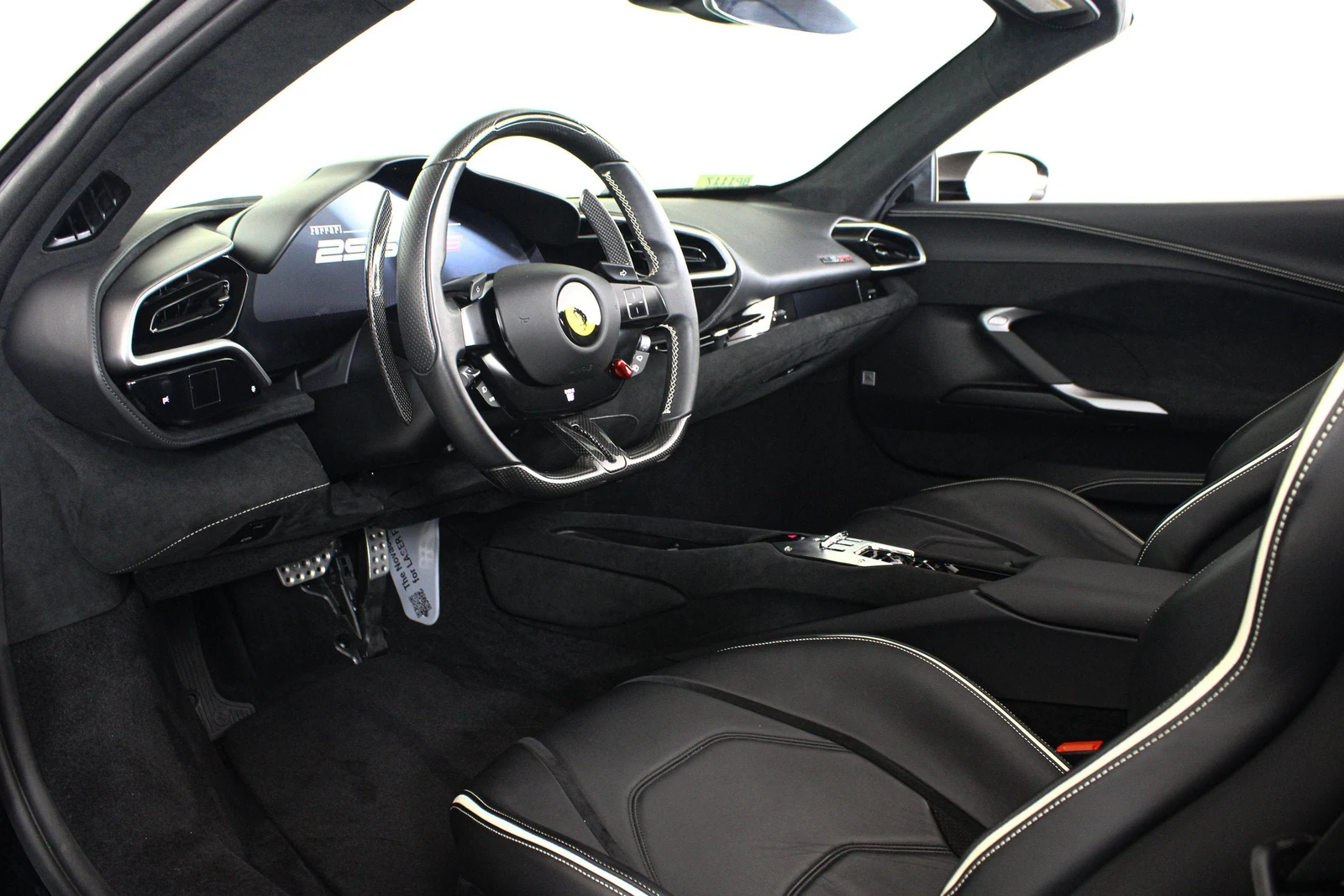 2024 Ferrari 296 GTS, 2/20