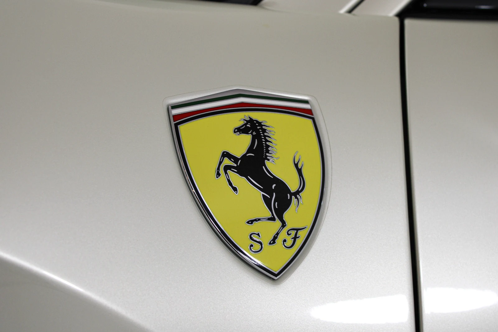 2020 Ferrari 488 Pista, 4/20