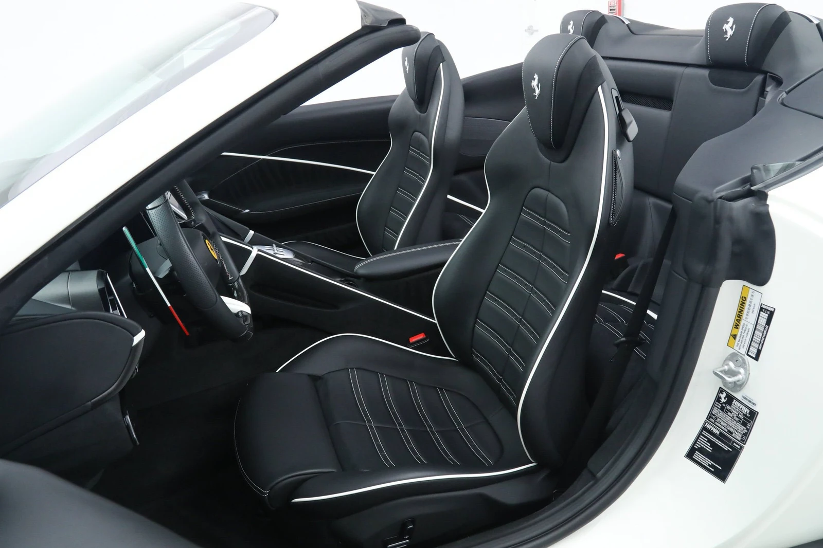 2025 Ferrari Roma Spider, 5/20