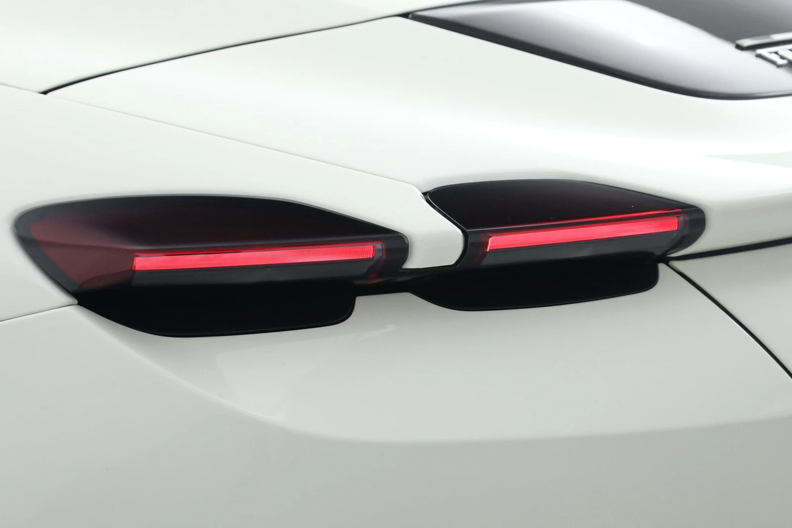 2025 Ferrari Roma Spider, 18/20