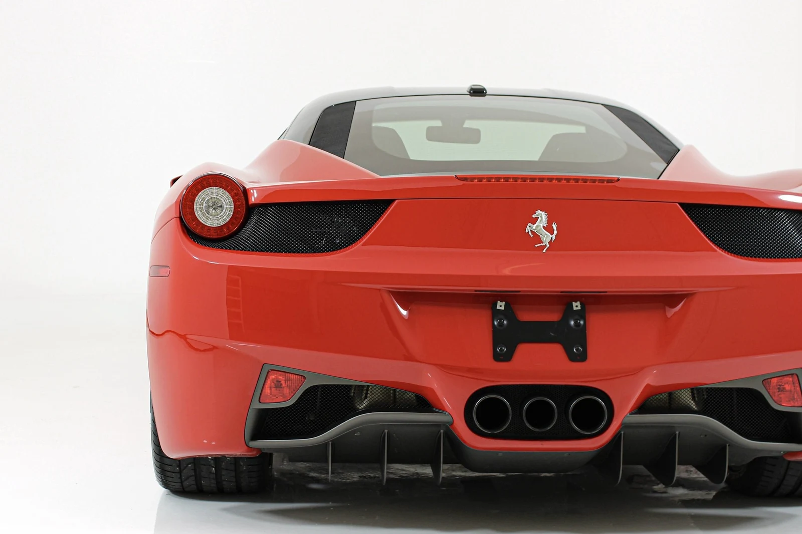 2015 Ferrari 458 Italia, 16/20