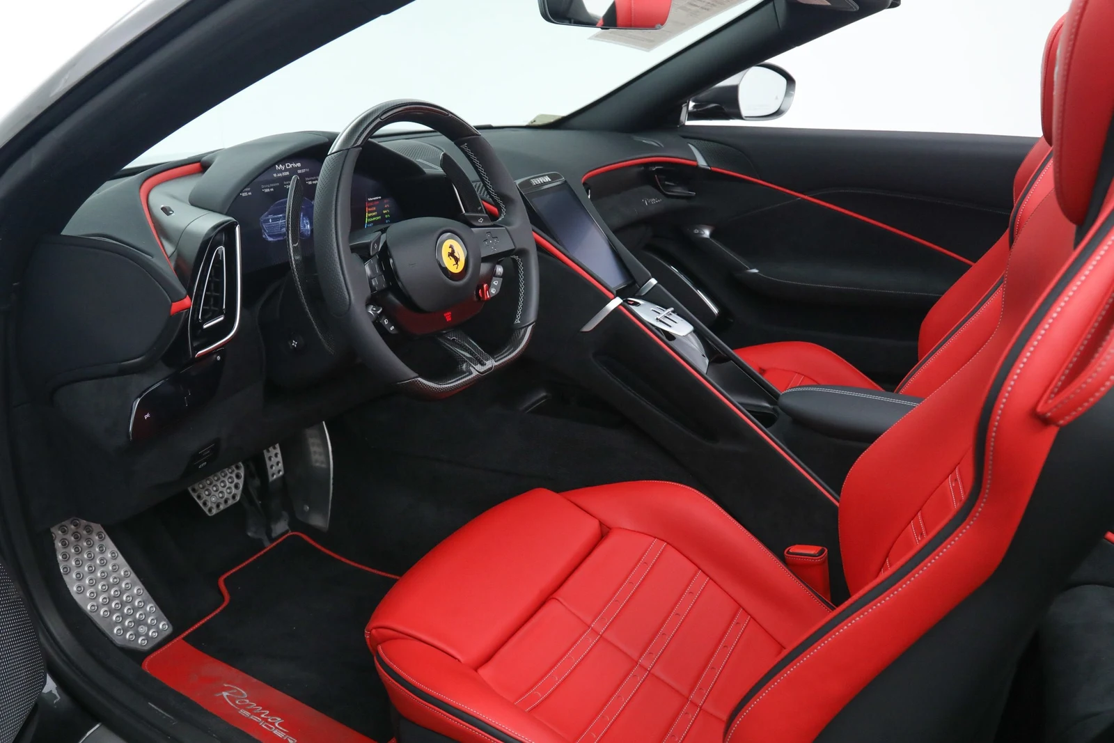 2025 Ferrari Roma Spider, 2/20