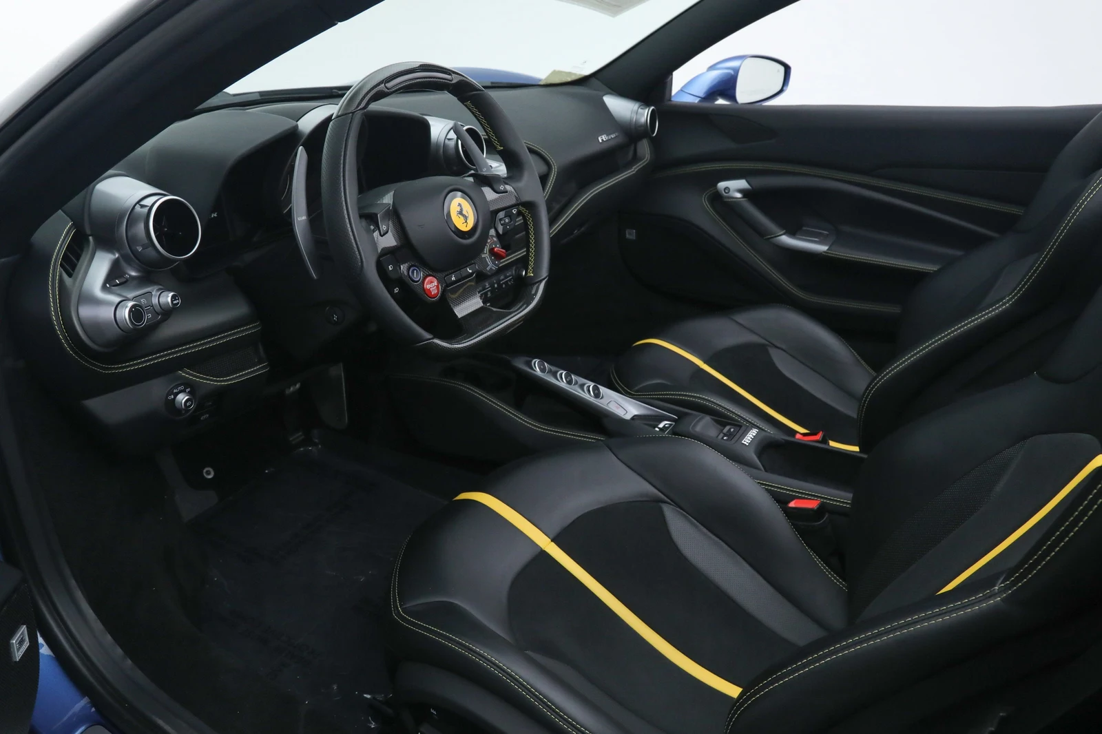 2023 Ferrari F8 Spider, 2/20