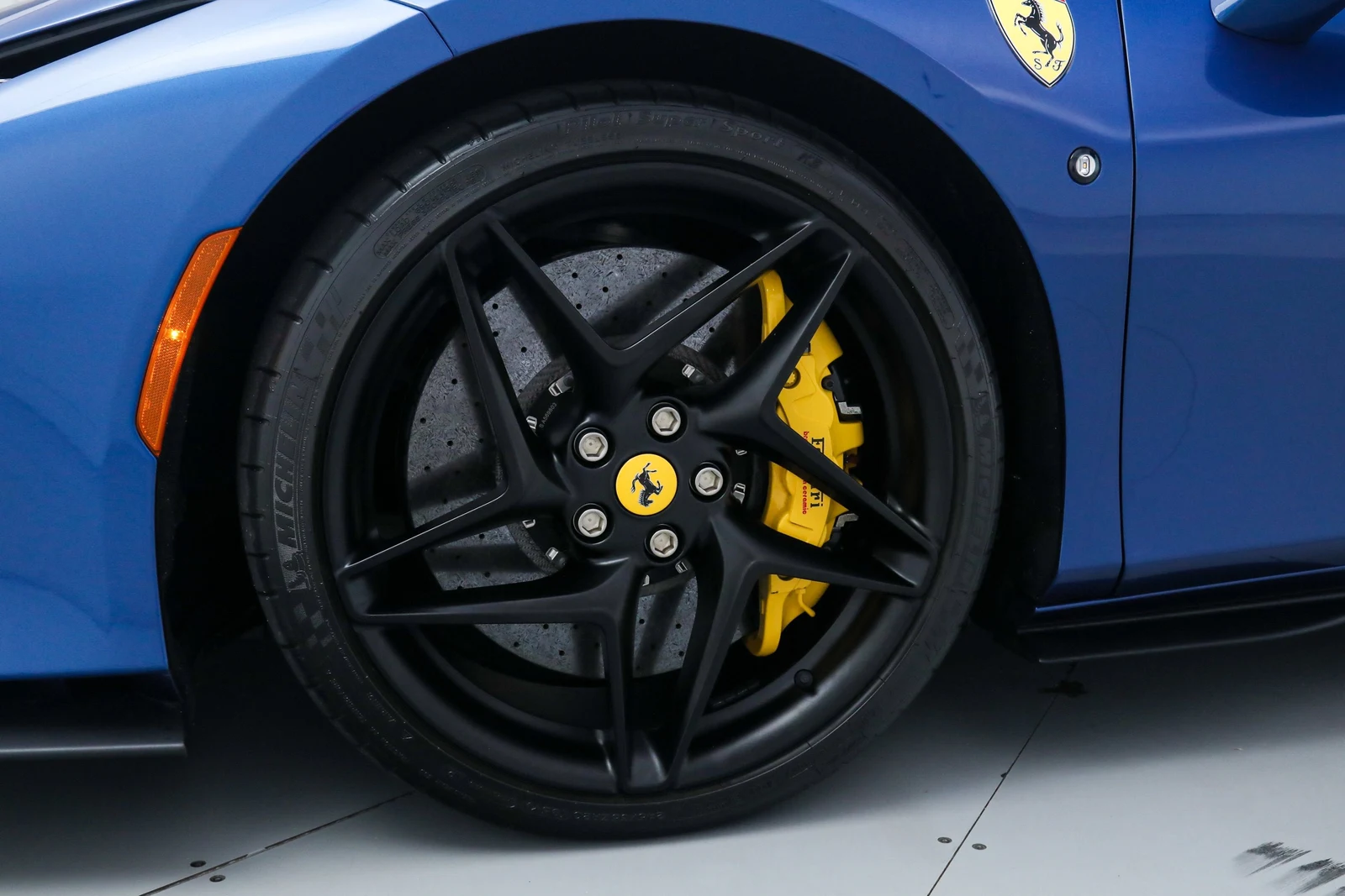 2023 Ferrari F8 Spider, 16/20