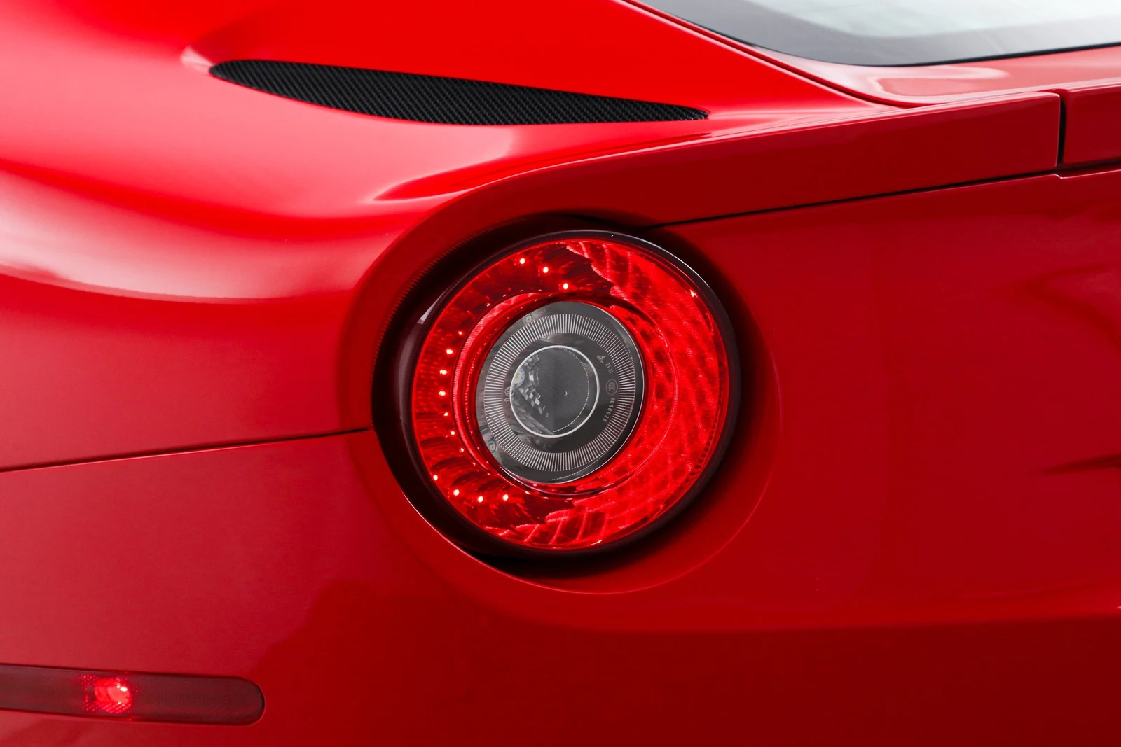 2014 Ferrari F12berlinetta, 16/20