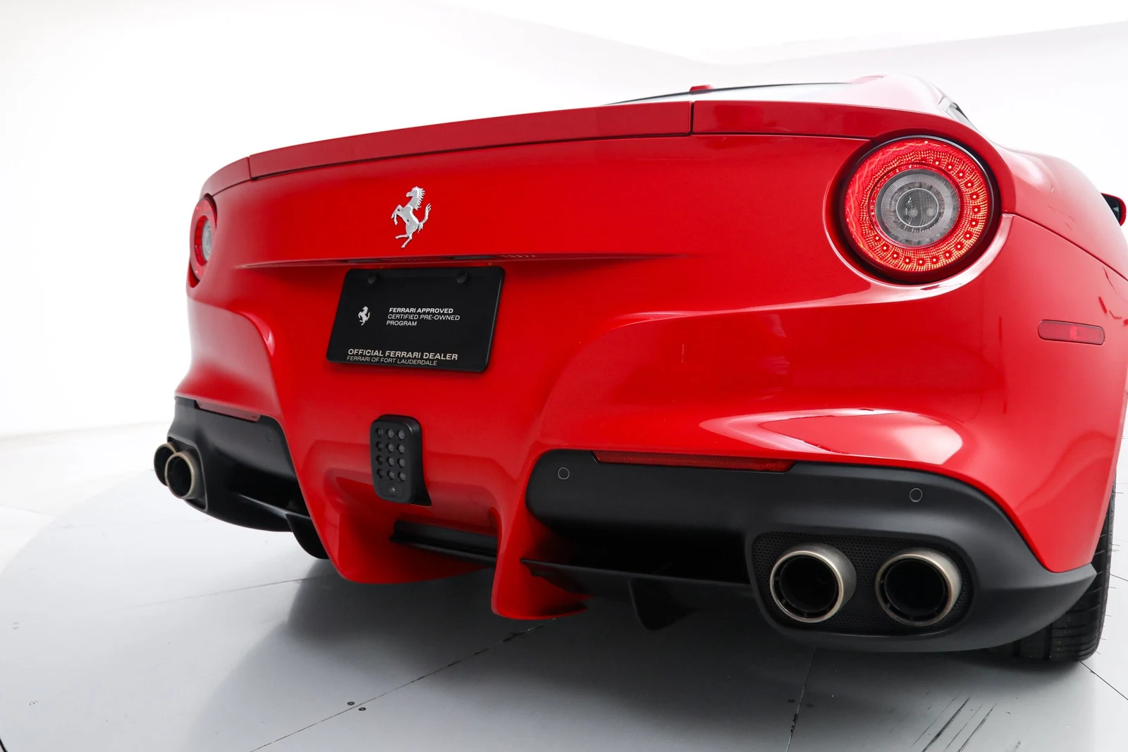 2014 Ferrari F12berlinetta, 17/20
