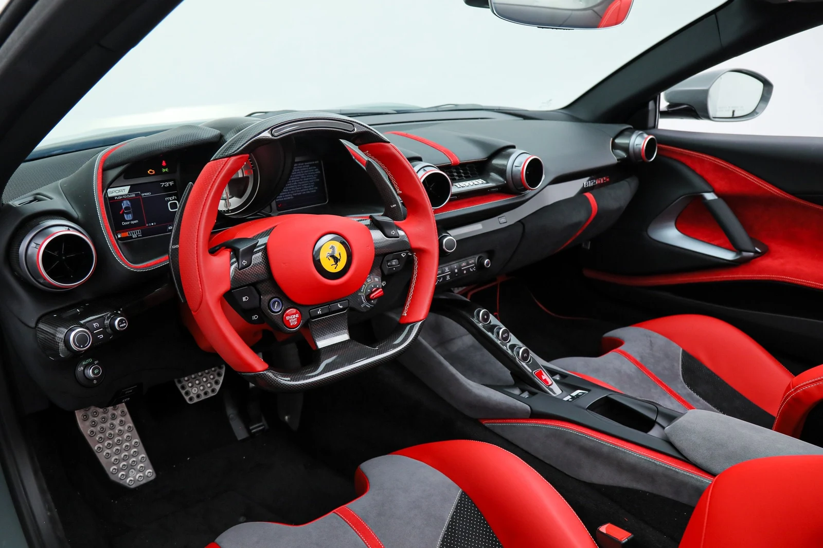 2022 Ferrari 812 GTS, 3/20