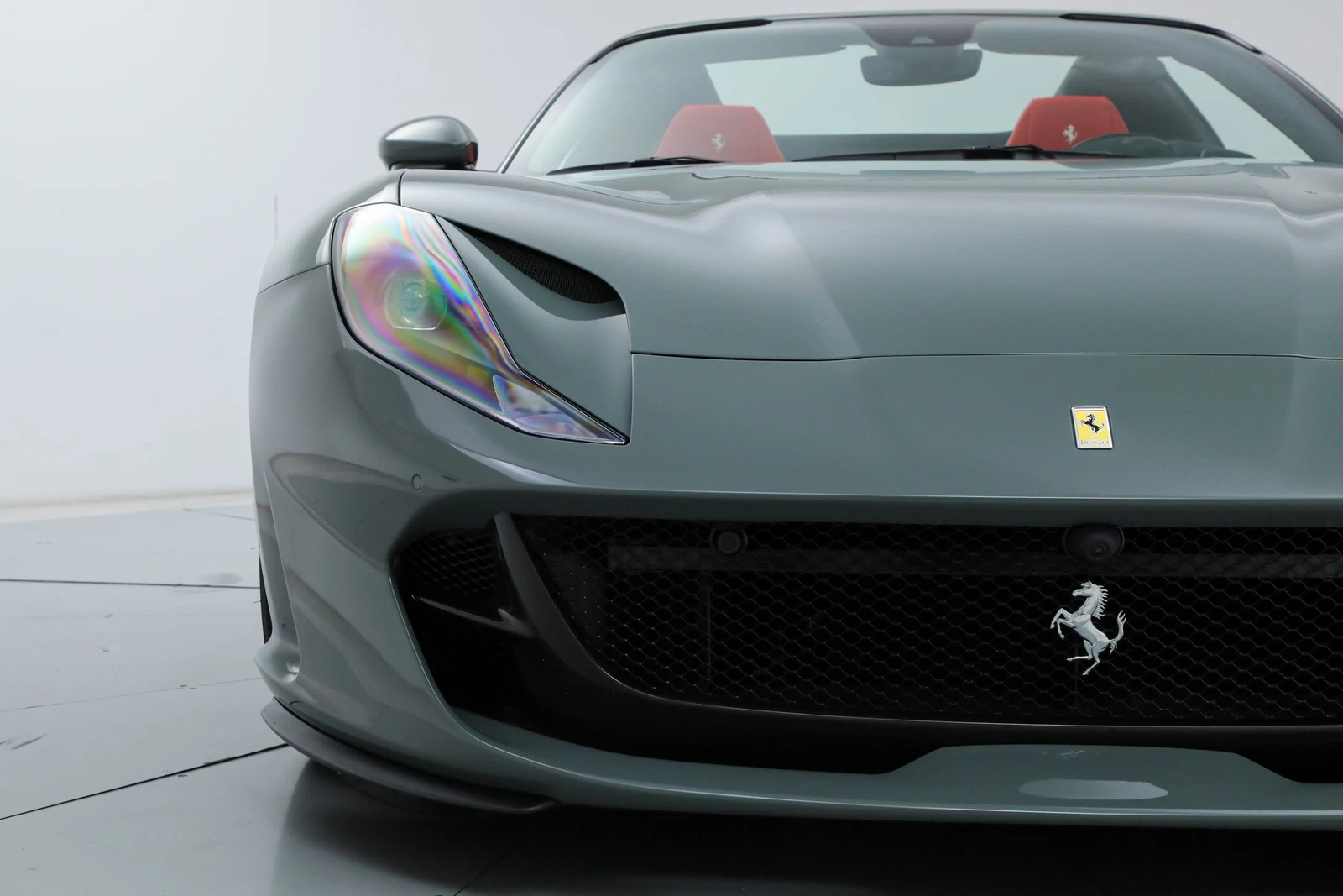 2022 Ferrari 812 GTS, 16/20