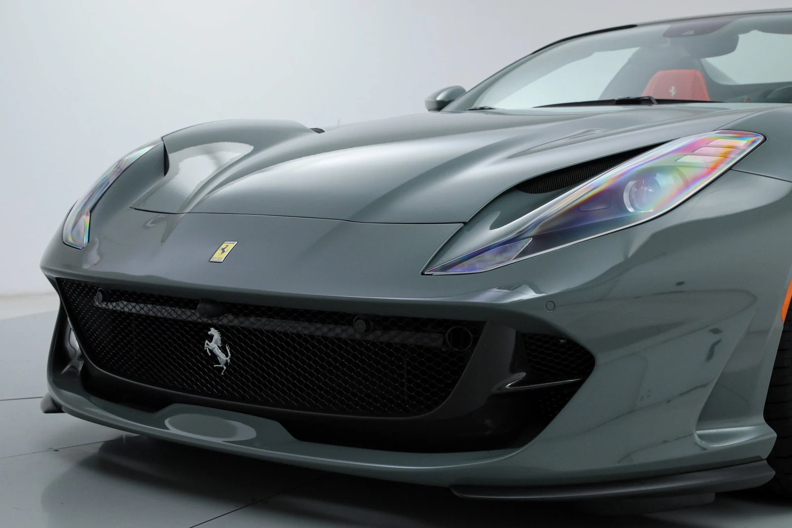 2022 Ferrari 812 GTS, 18/20