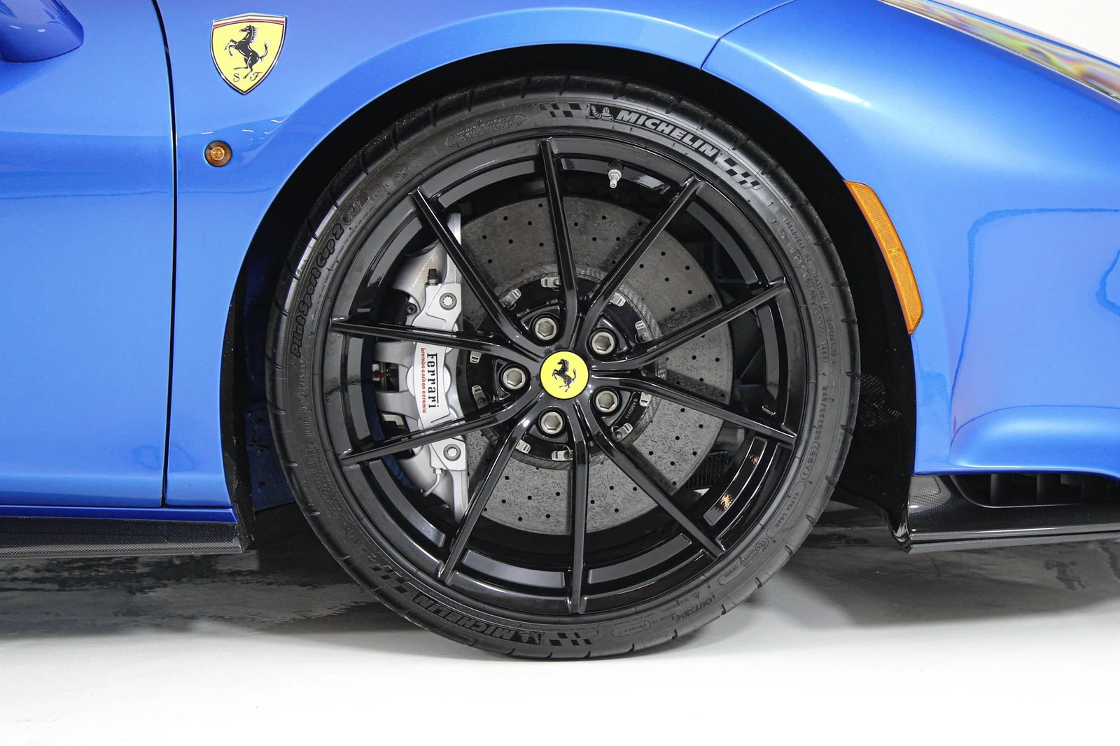 2020 Ferrari 488 Pista, 16/20