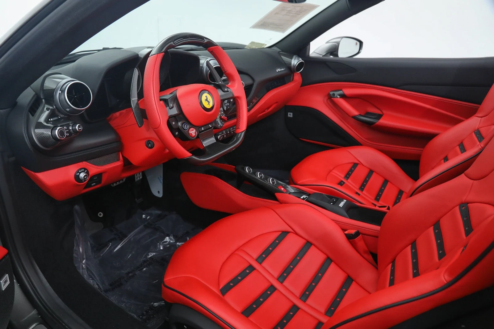 2023 Ferrari F8 Spider, 2/20