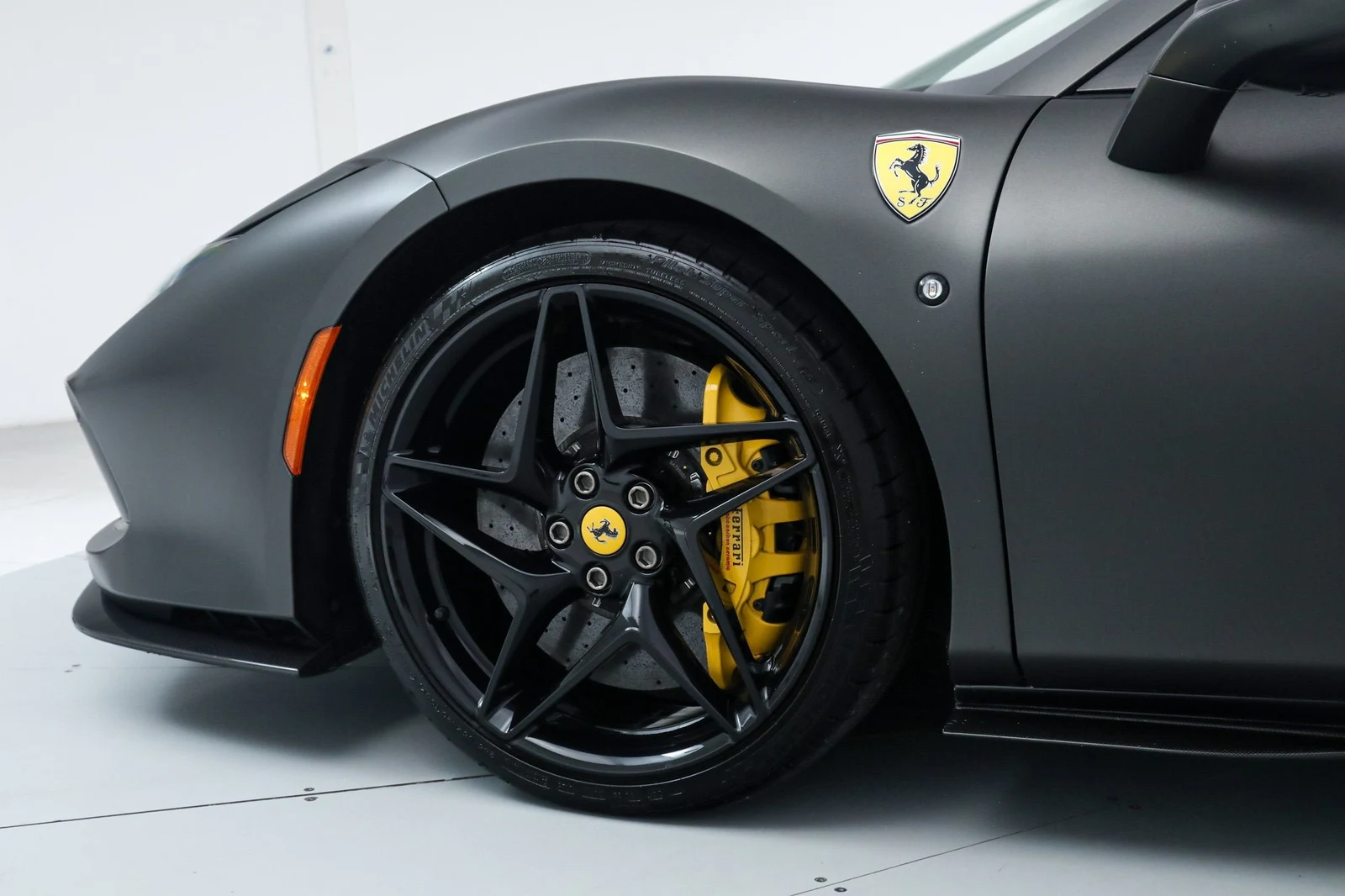 2023 Ferrari F8 Spider, 17/20