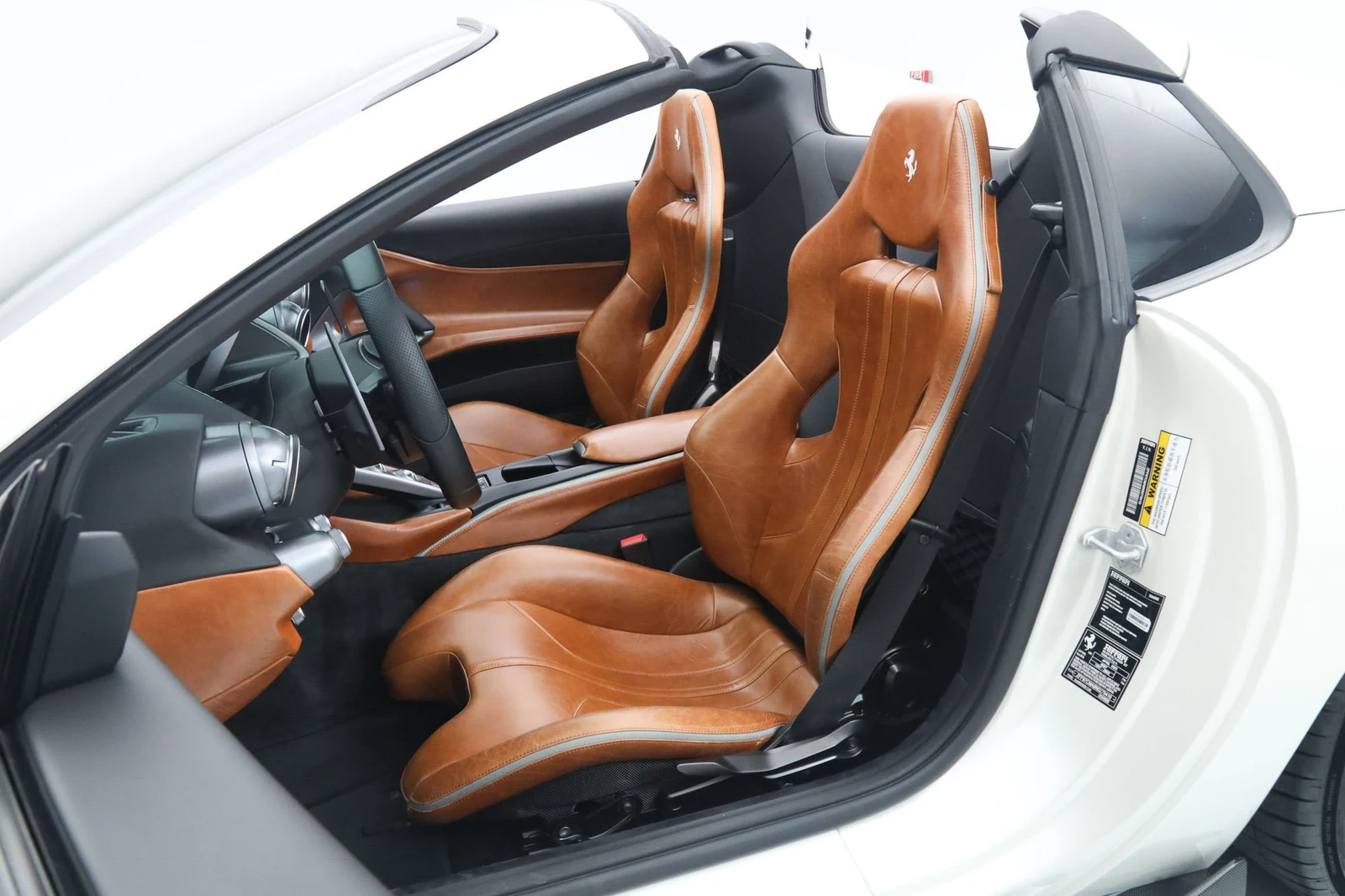 2022 Ferrari 812 GTS, 5/20