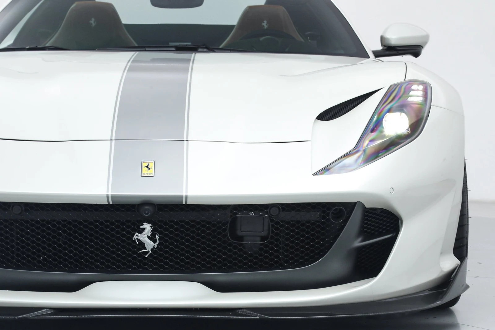 2022 Ferrari 812 GTS, 15/20