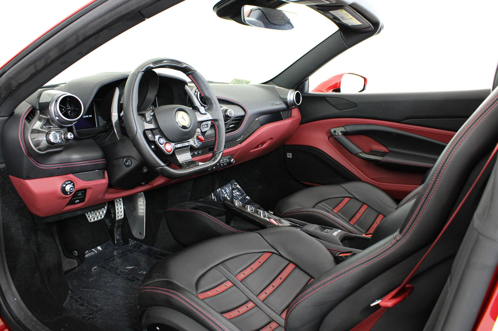 2023 Ferrari F8 Spider, 2/20