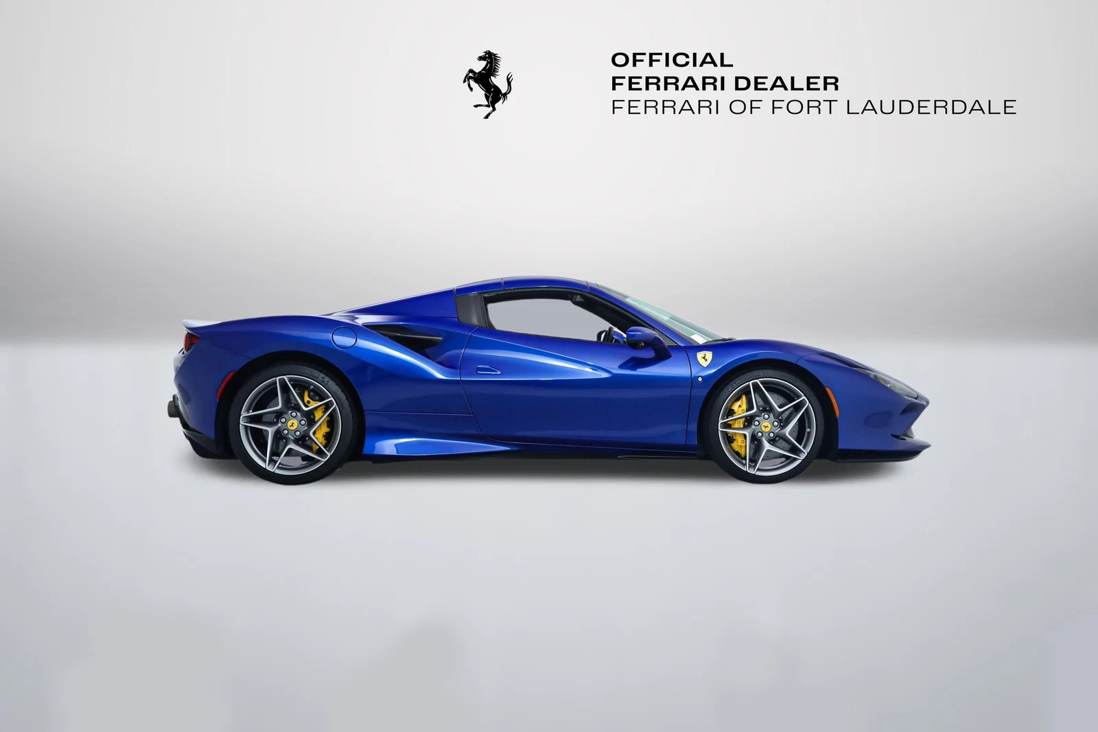 2022 Ferrari F8 Spider, 11/20