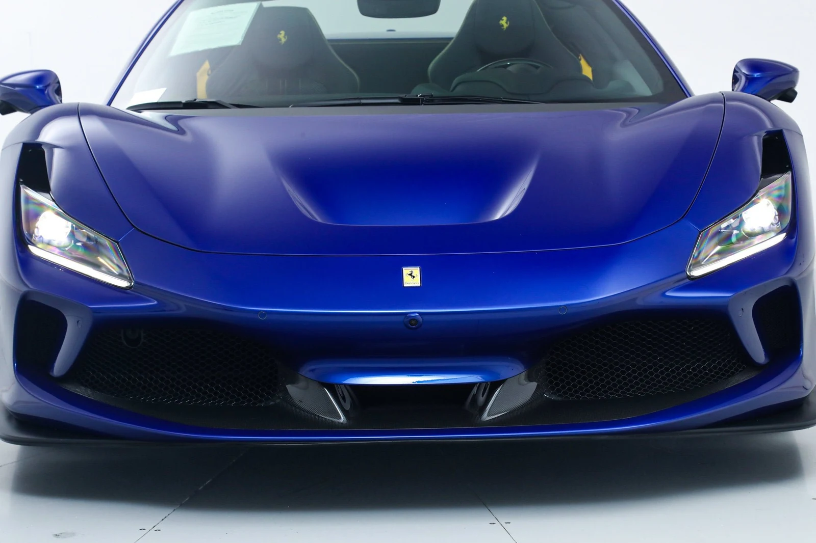 2022 Ferrari F8 Spider, 14/20