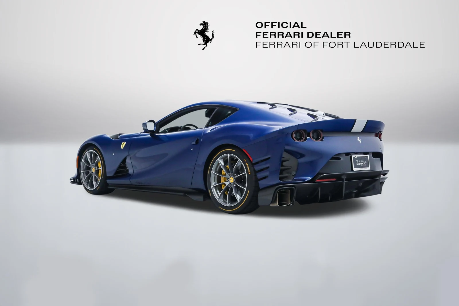 2022 Ferrari 812 Competizione, 7/20