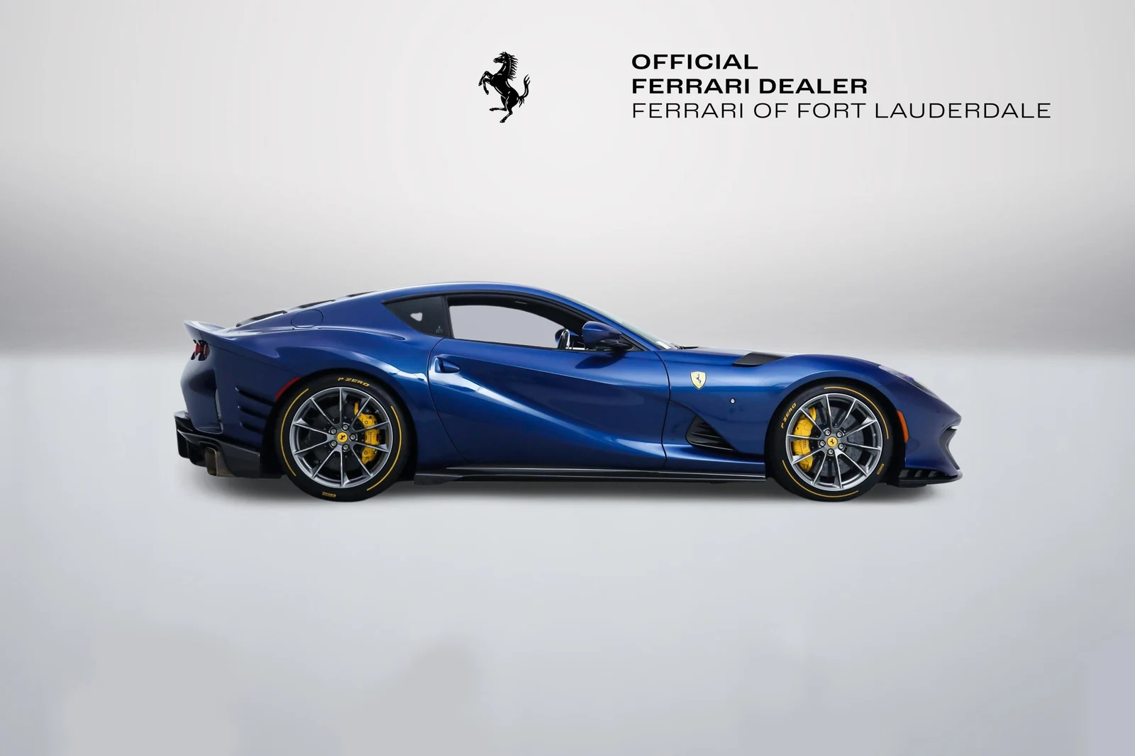 2022 Ferrari 812 Competizione, 9/20