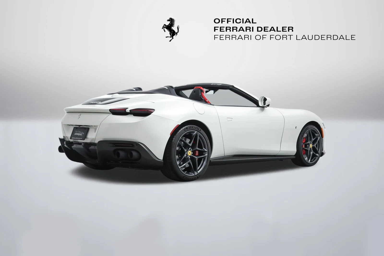 2025 Ferrari Roma Spider, 3/20