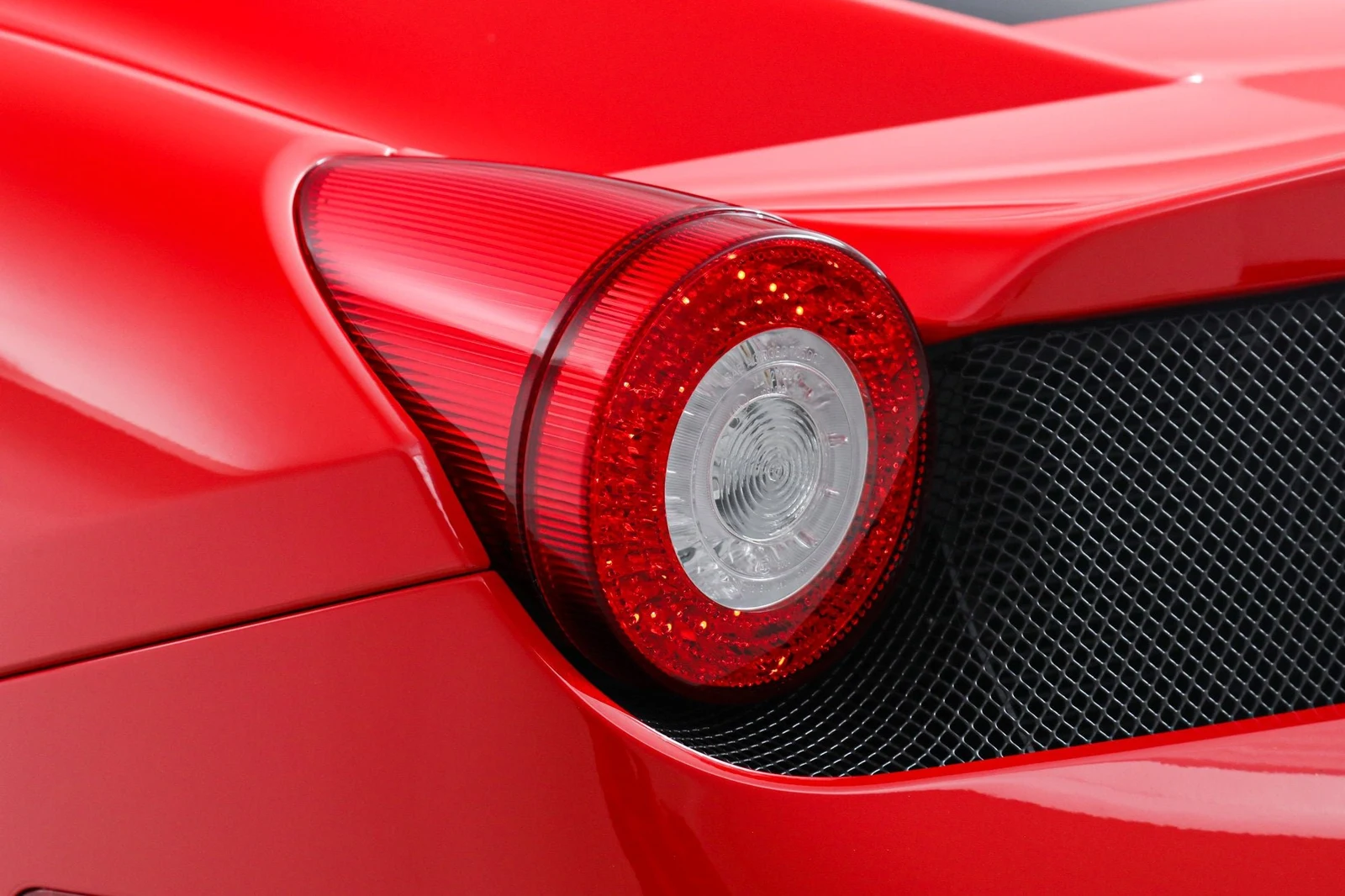 2015 Ferrari 458 Speciale, 19/20