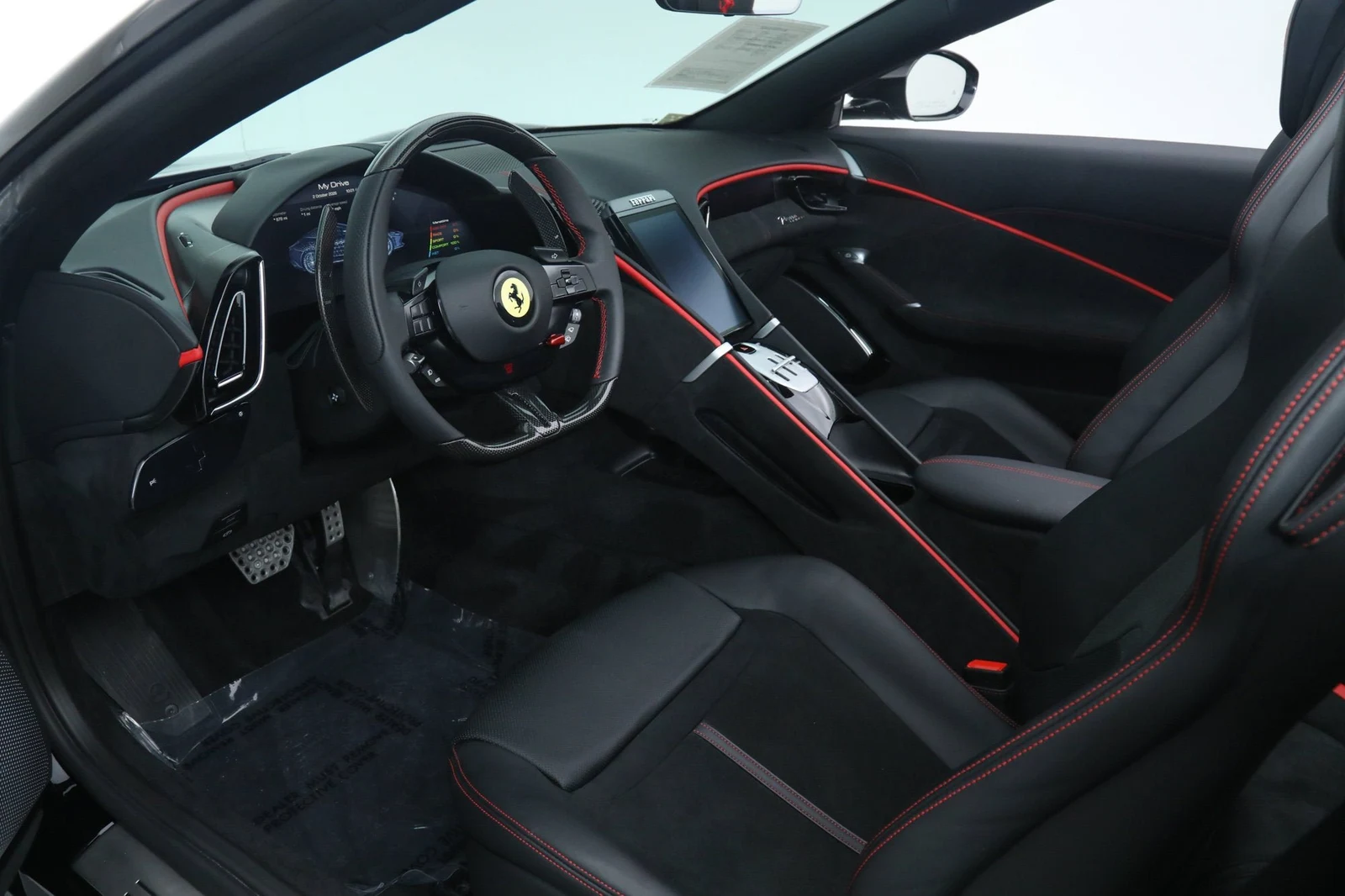 2026 Ferrari Roma Spider, 2/20