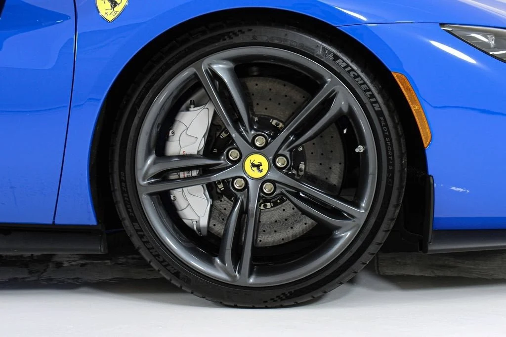 2024 Ferrari 296 GTS, 17/20