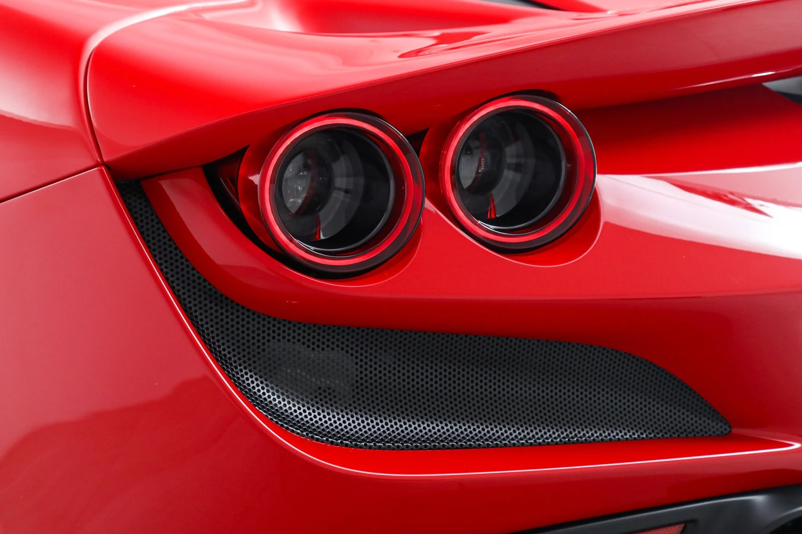 2023 Ferrari F8 Spider, 18/20