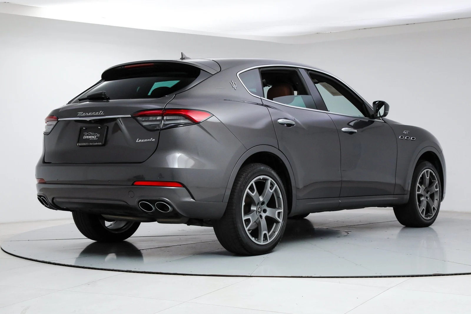 2023 Maserati Levante GT, 5/20