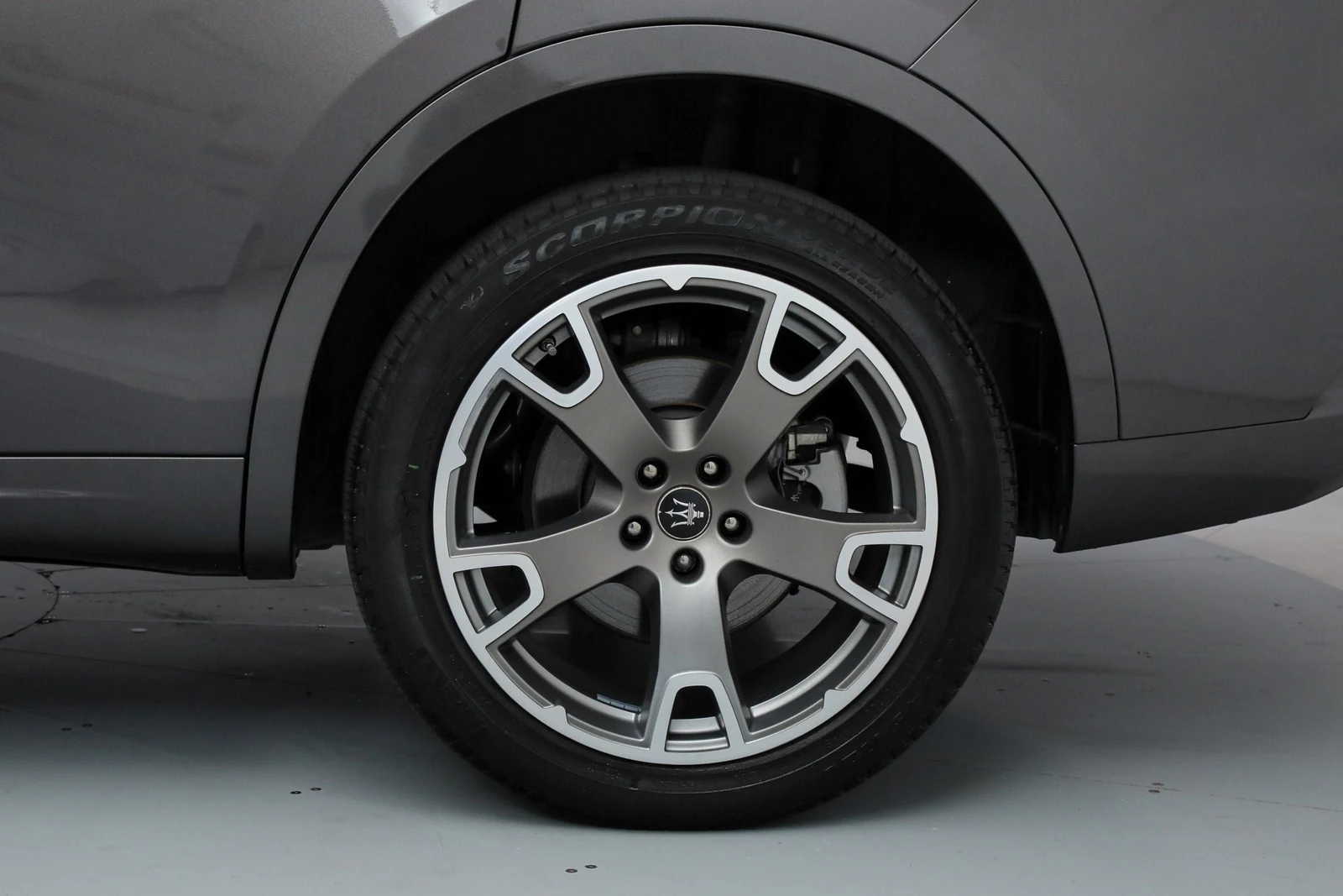 2023 Maserati Levante GT, 19/20