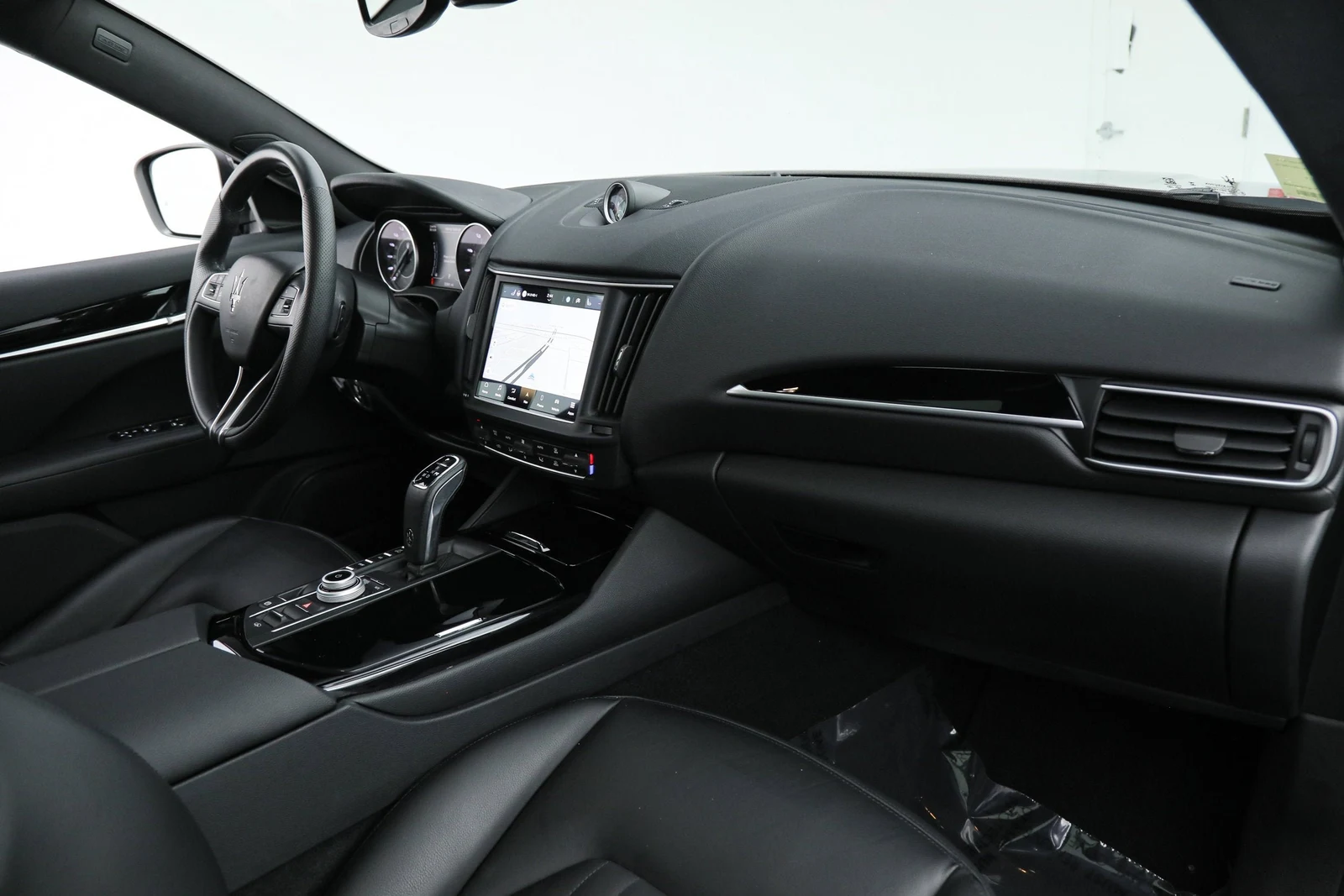 2023 Maserati Levante GT, 12/20