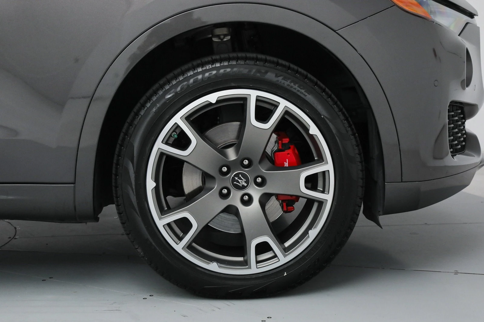 2023 Maserati Levante GT, 19/20