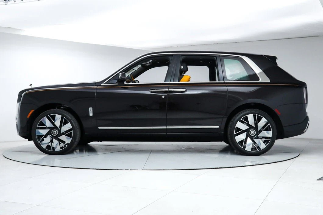 2025 Rolls-Royce Cullinan, 2/20