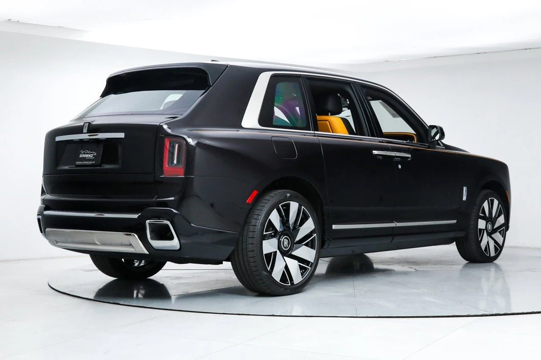 2025 Rolls-Royce Cullinan, 6/20