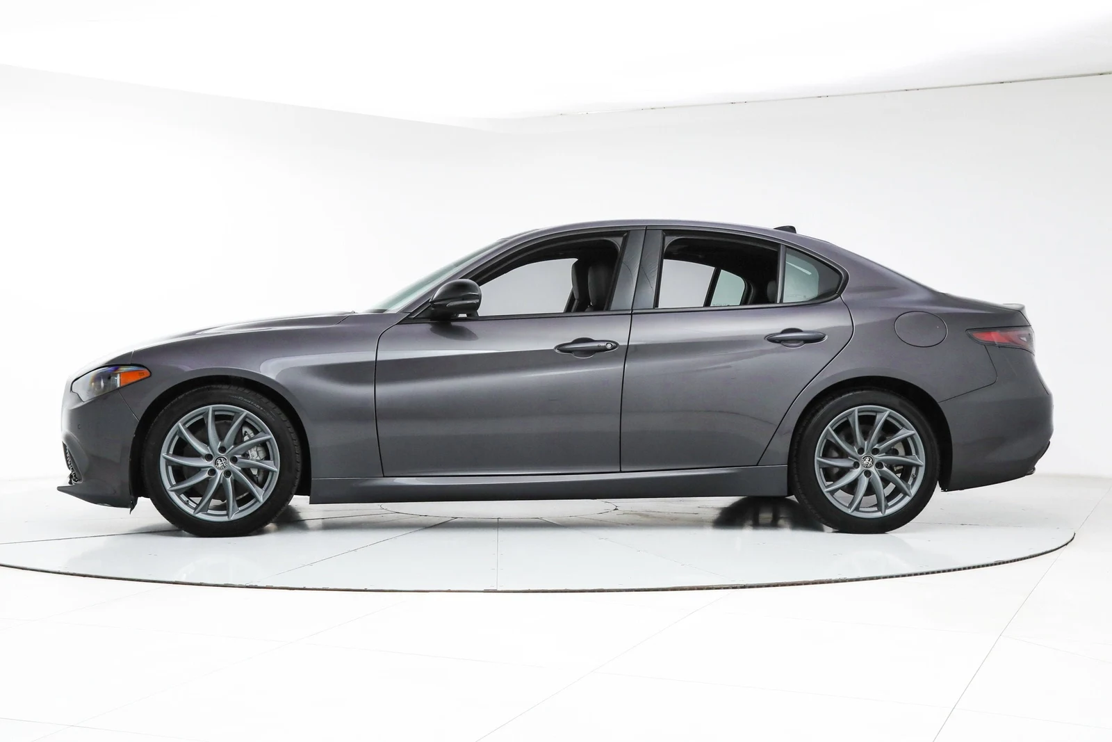 2025 Alfa Romeo Giulia, 2/20