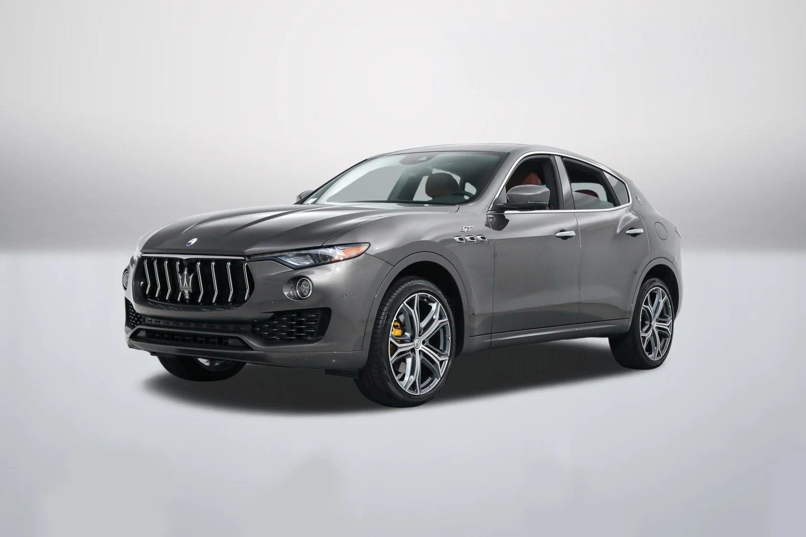 Grigio Maratea Maserati Levante GT in a front three-quarter view