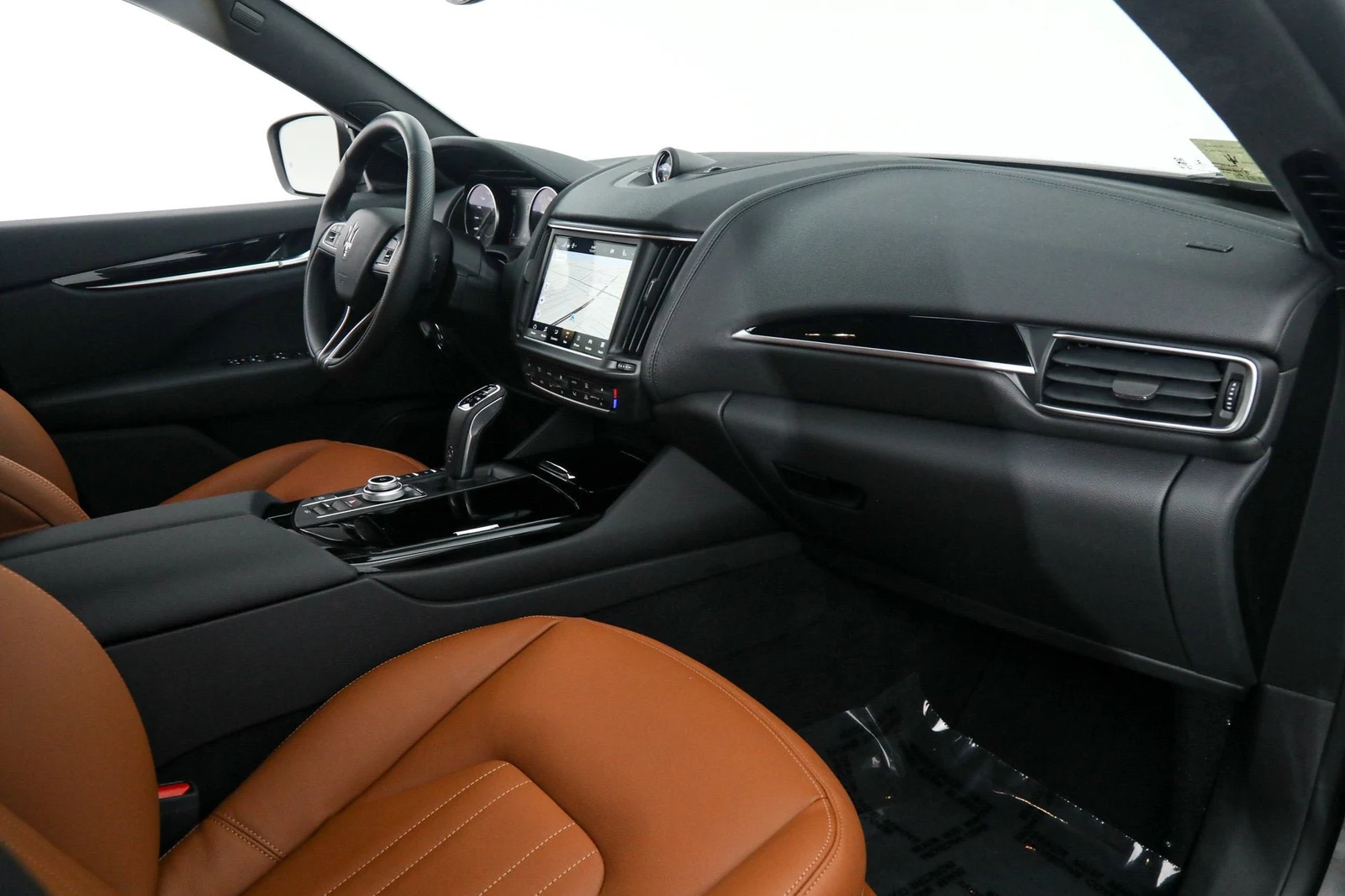 2023 Maserati Levante GT, 10/20