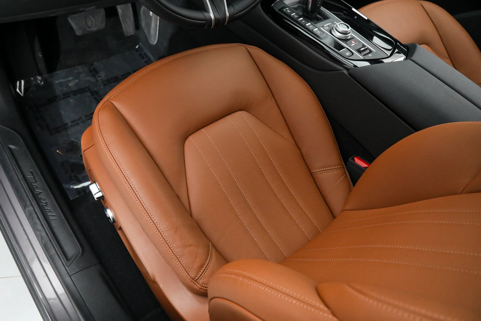 2023 Maserati Levante GT, 19/20