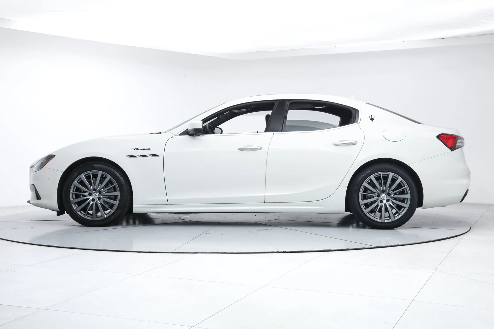 2023 Maserati Ghibli Modena, 2/20