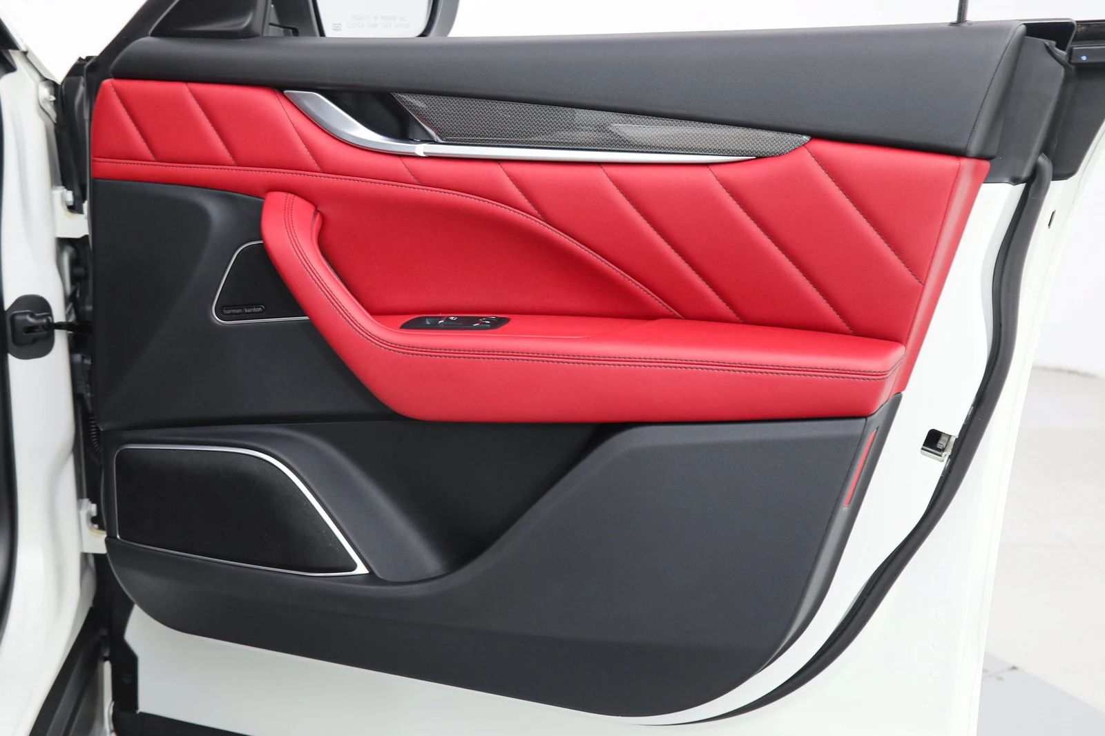 2023 Maserati Levante GT, 9/20