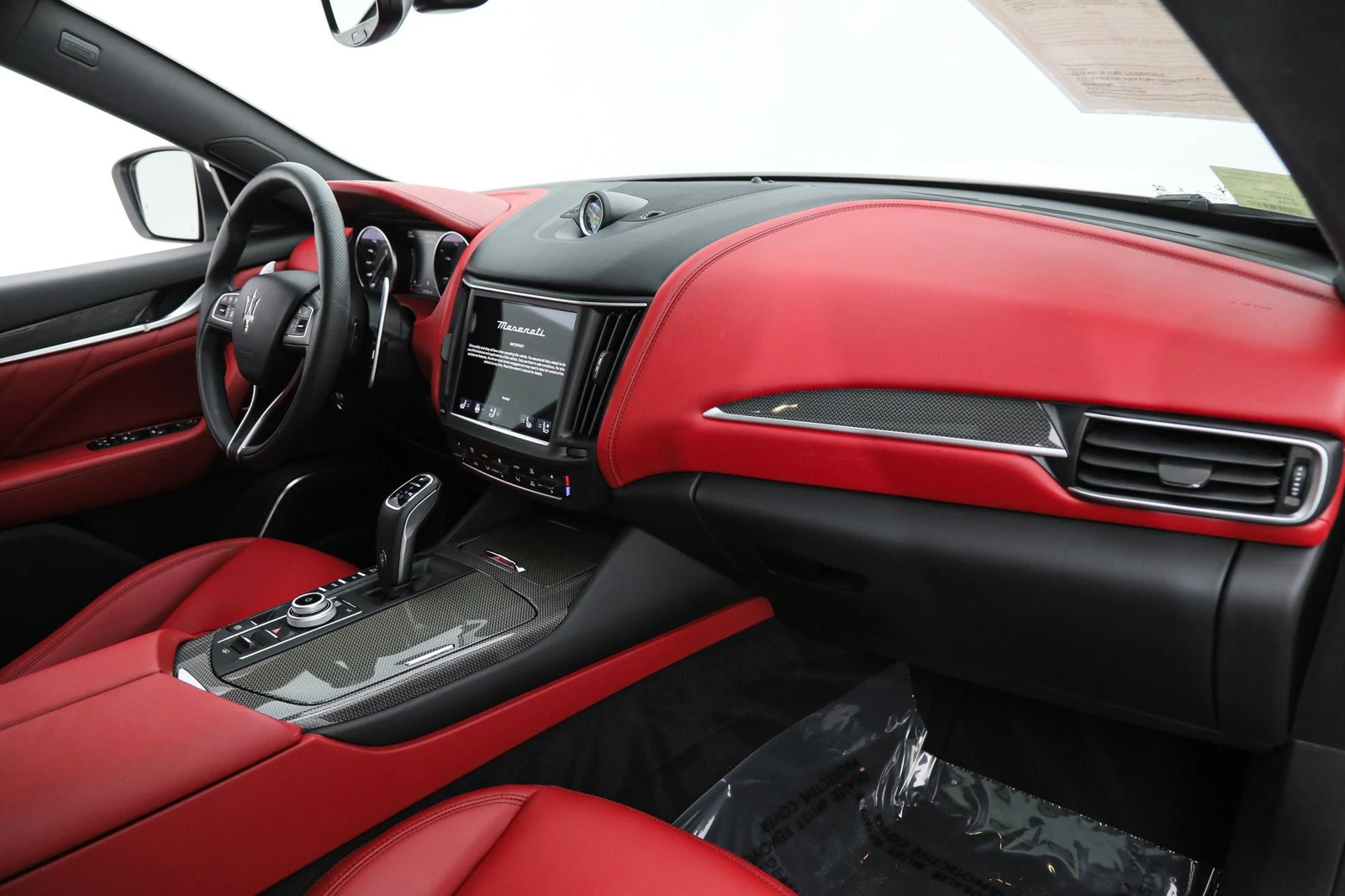 2023 Maserati Levante GT, 10/20