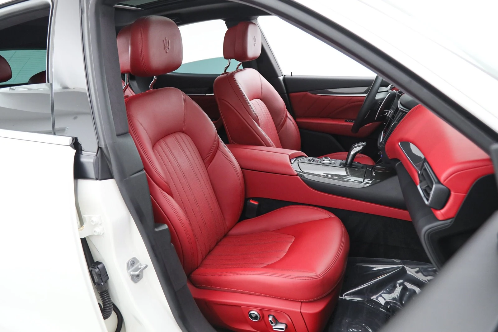2023 Maserati Levante GT, 11/20