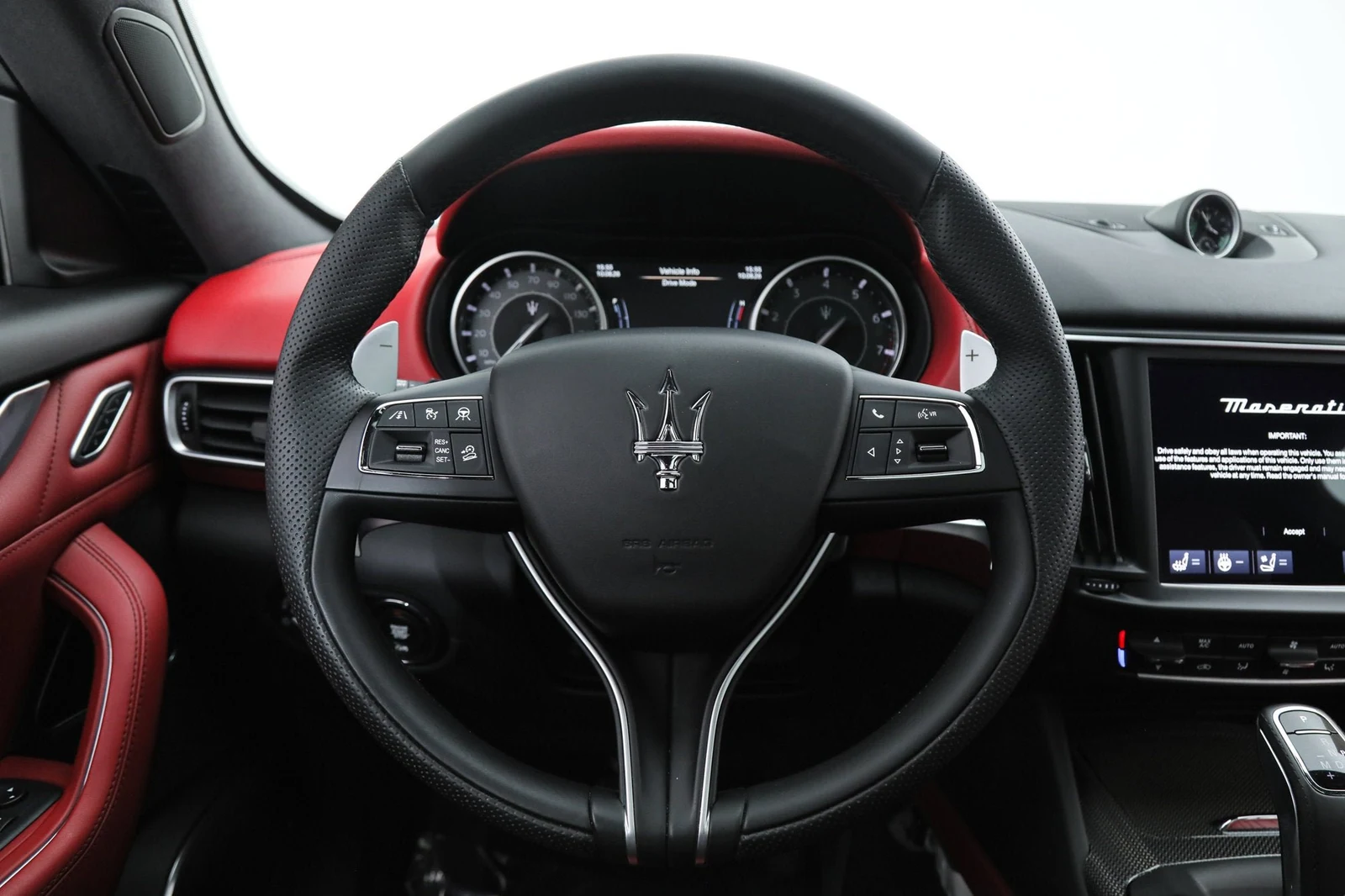 2023 Maserati Levante GT, 16/20