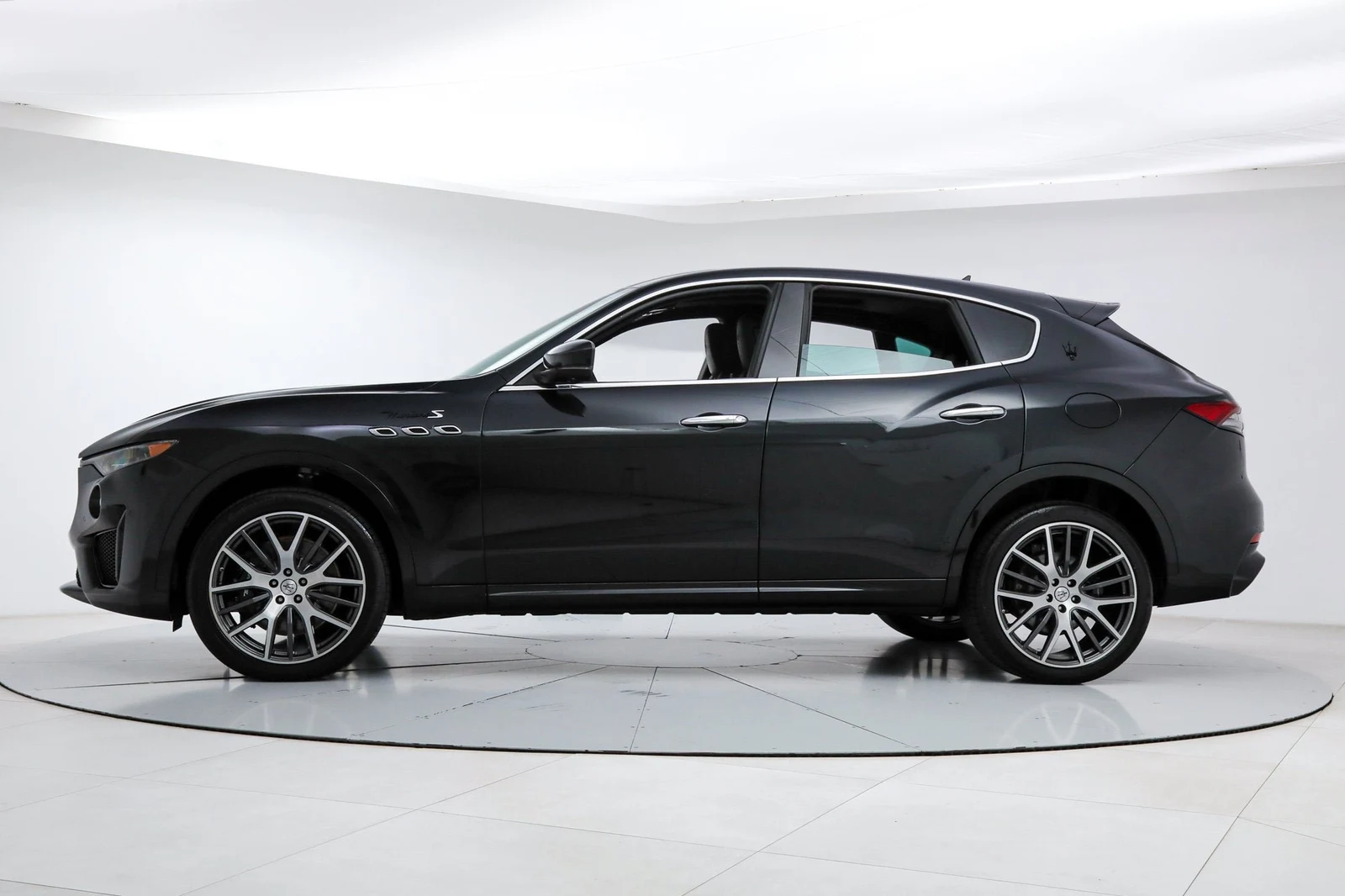 2022 Maserati Levante Modena S, 2/20