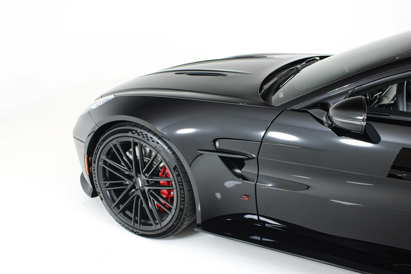 2026 Aston Martin Vantage S Roadster (2024 Update), 16/20