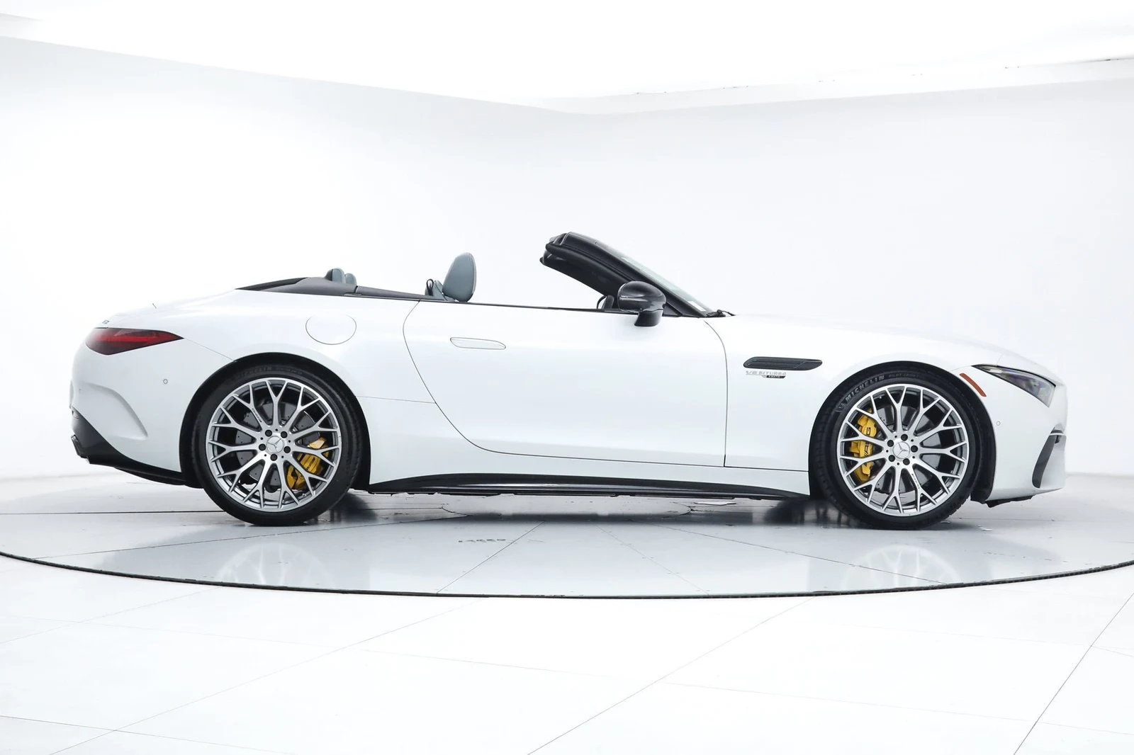 2023 Mercedes-AMG SL 55 (R232), 7/20