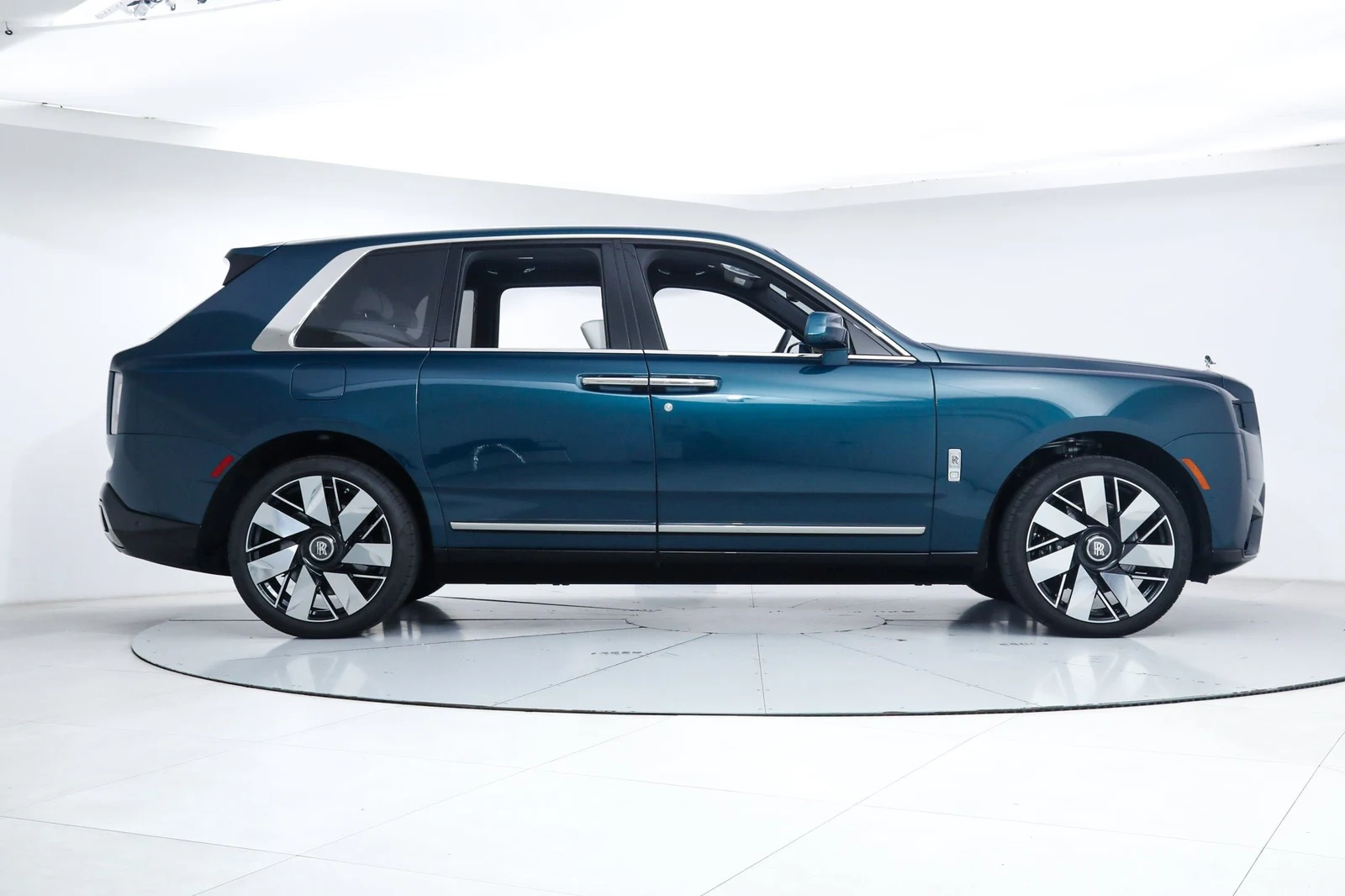 2025 Rolls-Royce Cullinan, 7/20